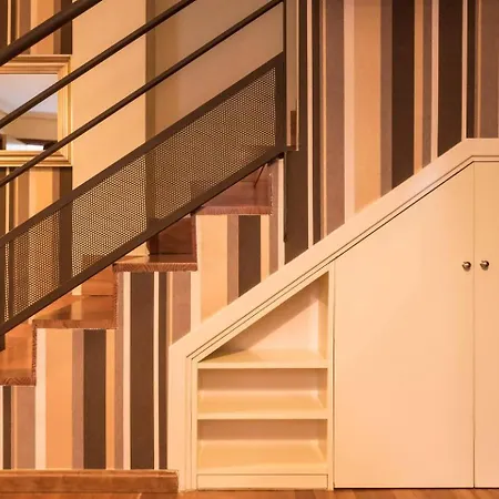 La Dama Del Jardin Del Nuncio