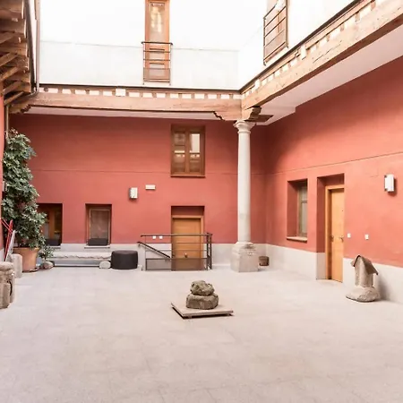 La Dama Del Jardin Del Nuncio Appartamento Toledo